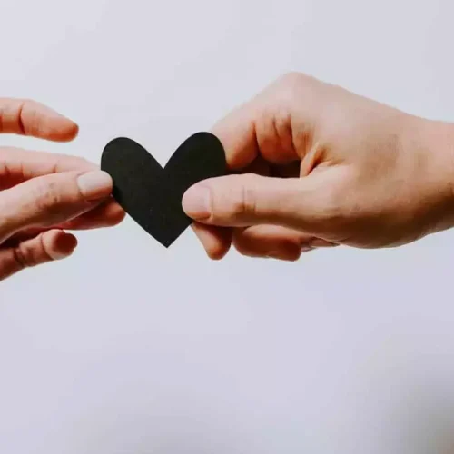 Colaboraciones de HACK A BOSS para la educación en tecnología